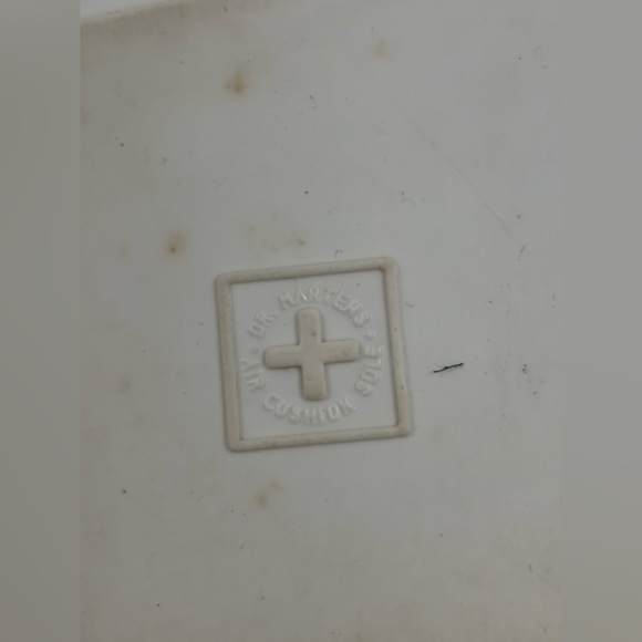 💙💙Dr. Martens Dark Blue Sneakers with White Soles💙💙 - Picture 14 of 17